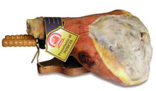 Afbeelding in Gallery-weergave laden, Prosciutto di Norcia I.G.P zonder bot Addobbo 8,50KG ambactelijk vleesfabriek Ciliani