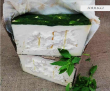 Afbeelding in Gallery-weergave laden, Formaggio STREGATO ALLA MENTA/MUNT BETOVERDE KAAS