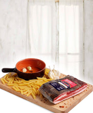 Afbeelding in Gallery-weergave laden, Italiaans spek met peper /Pancetta tesa- vacuüm verpakt 250gr