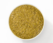 Afbeelding in Gallery-weergave laden, Pistache pesto bereid met extra vergine olijfolie  0,400 gr
