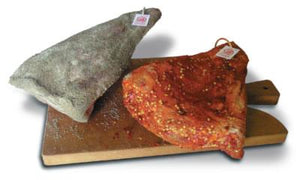 Guanciale met peper/  Varkenswang met peper kg 1,10